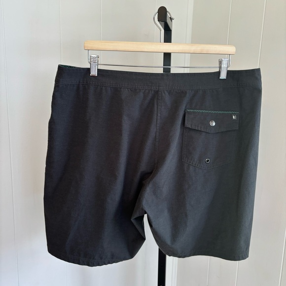 Linksoul Gray Stretch Lightweight Drawstring Board Shorts Swim Trunks Mens 38x8 - Picture 2 of 9